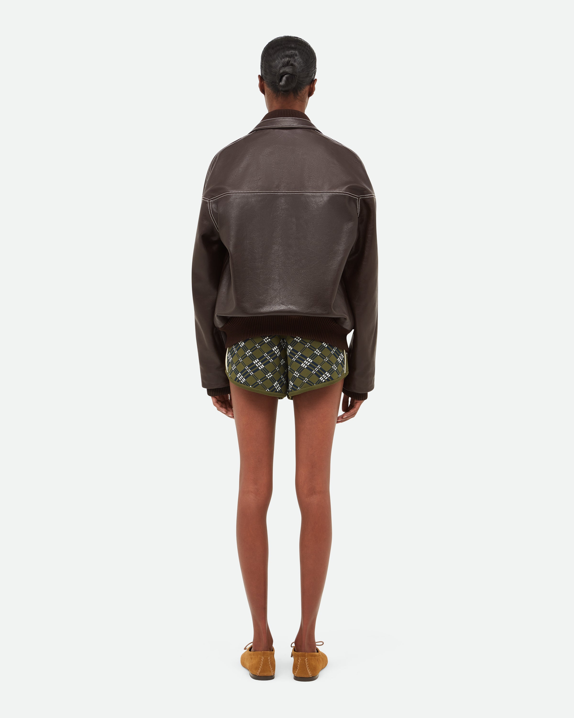 WOMENSWEAR